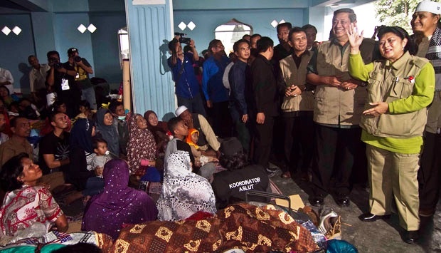 Presiden SBY Kunjungi Pengungsi Kelud di Kediri